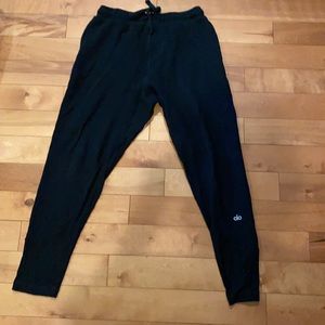 Men’s alo black sweatpants size M